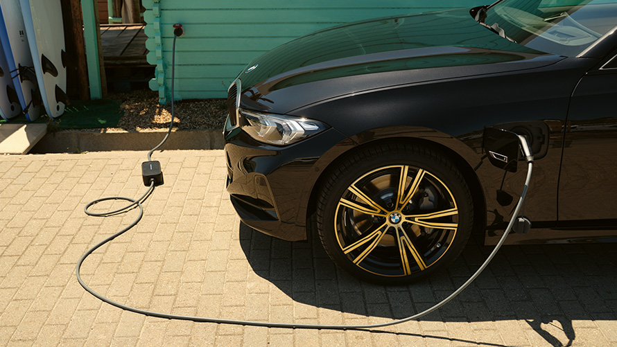 BMW Flexible Fast Charger